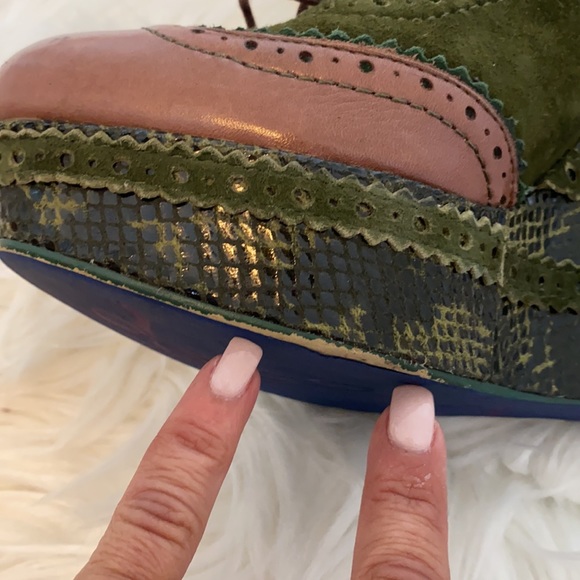 Poetic License Wild Safari Oxford Platform Wedge - Picture 8 of 11